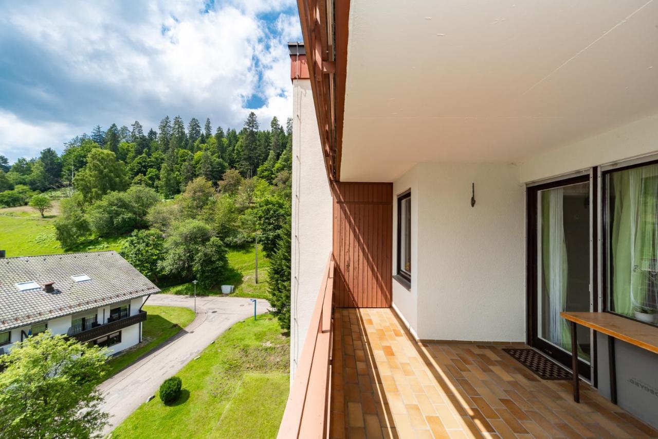 Schwarzwaldsuite Mit Panorama Waldblick Enzklösterle المظهر الخارجي الصورة
